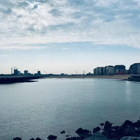 Apartamento Rustig Met Zeezicht Dicht Bij Het Centrum Ostend