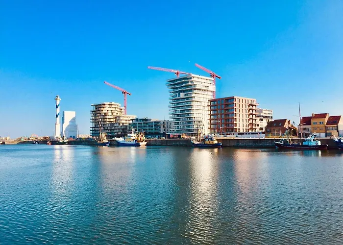 Appartamento Rustig Met Zeezicht Dicht Bij Het Centrum *