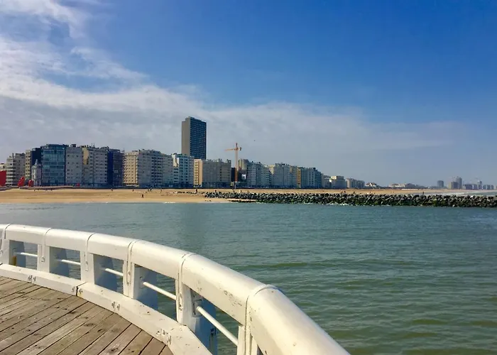 Апартаменты Rustig Met Zeezicht Dicht Bij Het Centrum